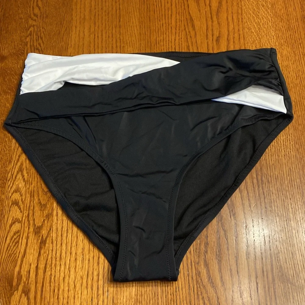 Swimsuits for all Black White Bottom Women's 16 NWT